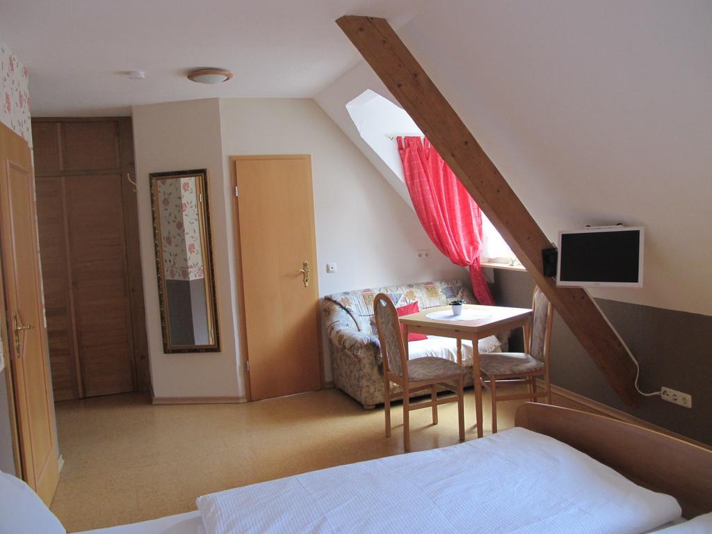 Weinhof Michael Morbach Hotell Zeltingen-Rachtig Rum bild